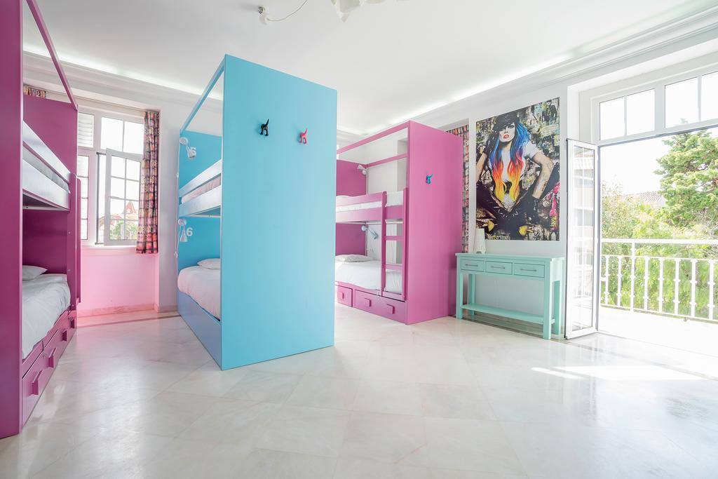 Blue Boutique Hostel & Suites Estoril Luaran gambar