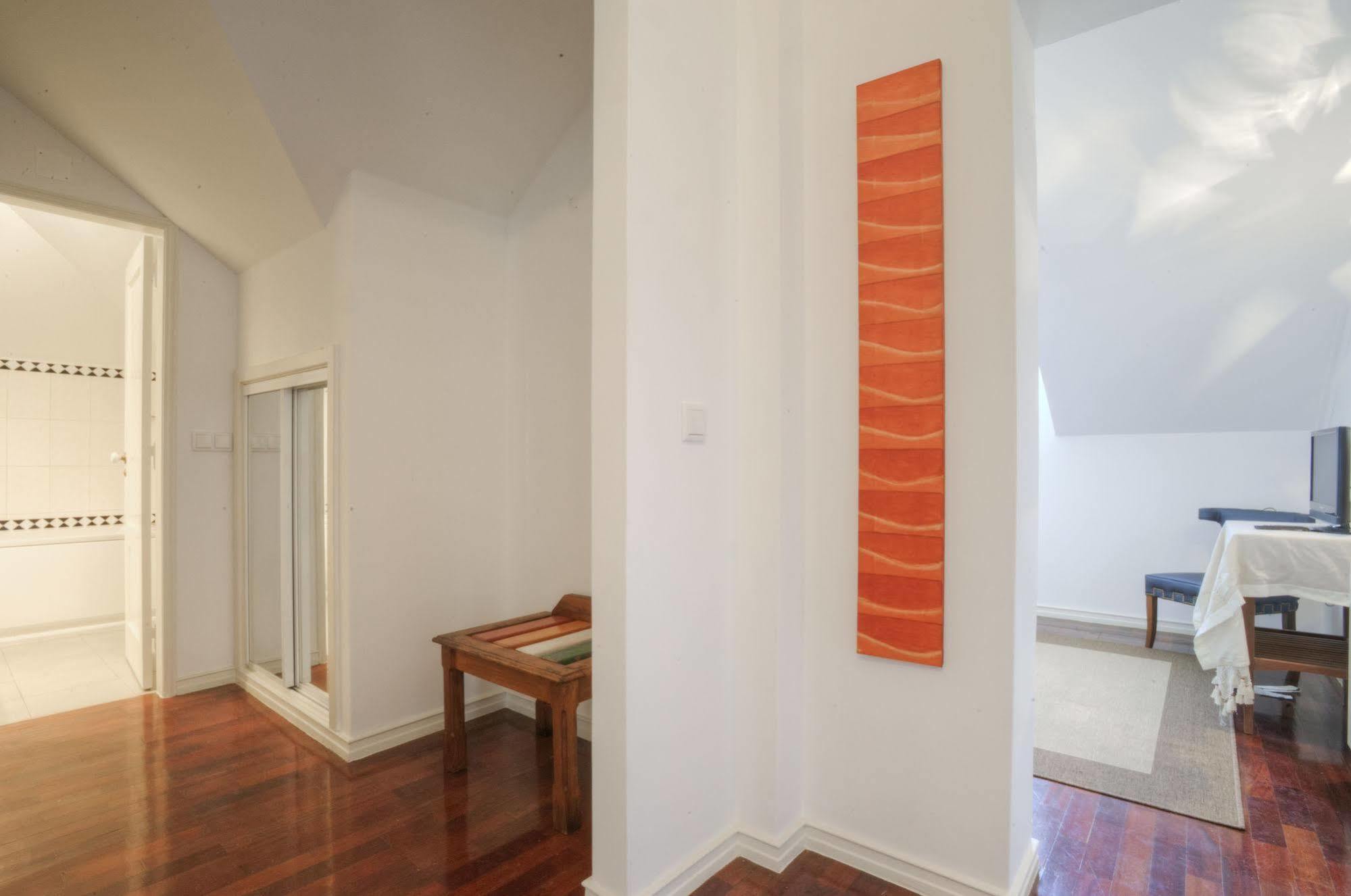 Blue Boutique Hostel & Suites Estoril Luaran gambar