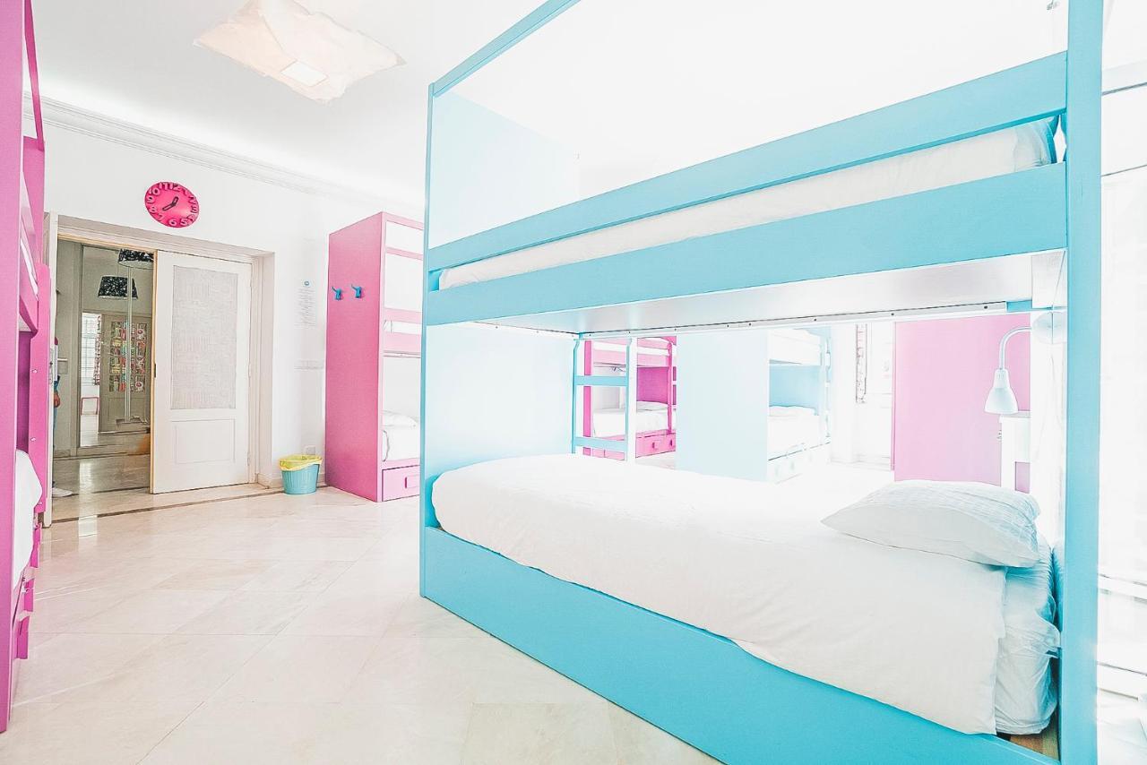 Blue Boutique Hostel & Suites Estoril Bilik gambar