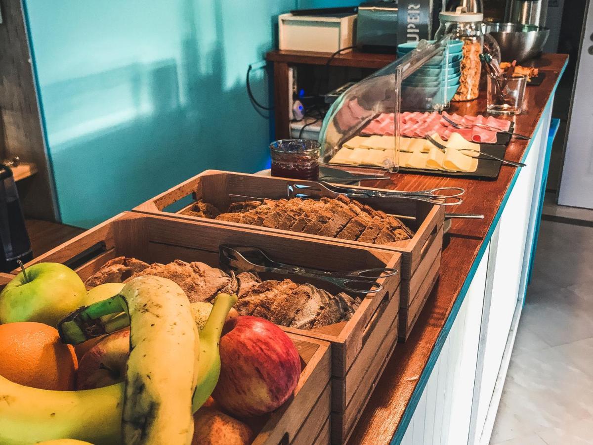Blue Boutique Hostel & Suites Estoril Luaran gambar