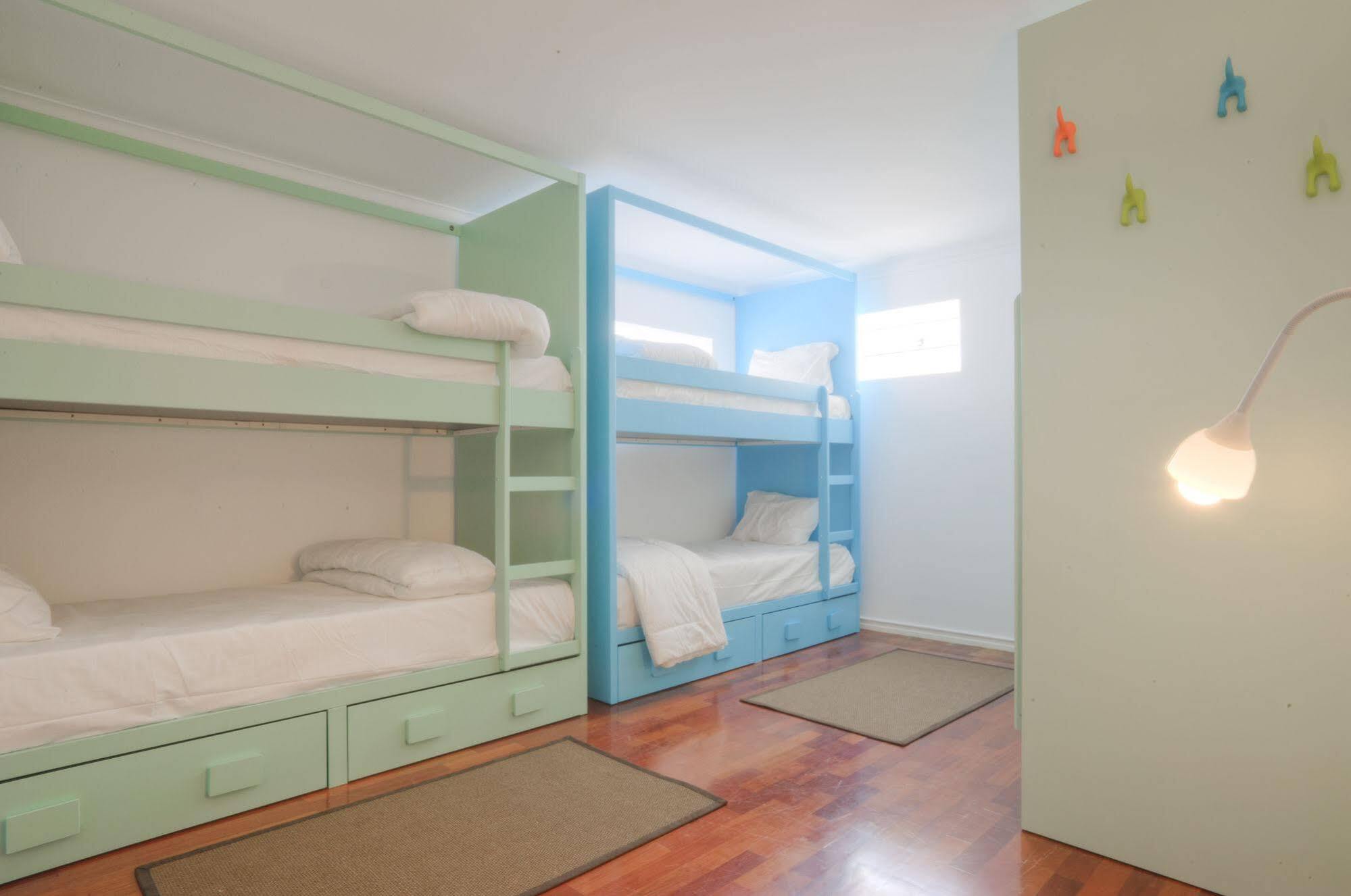 Blue Boutique Hostel & Suites Estoril Luaran gambar